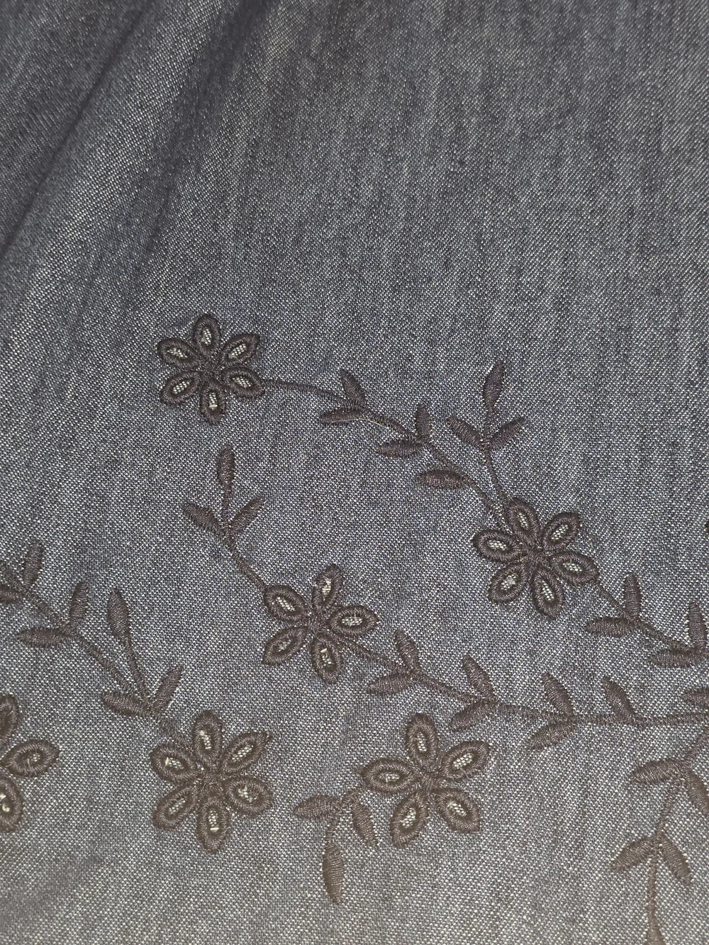 FREE ASSEMBLY XL (16–18) Embroidered Denim Skirt 🌸